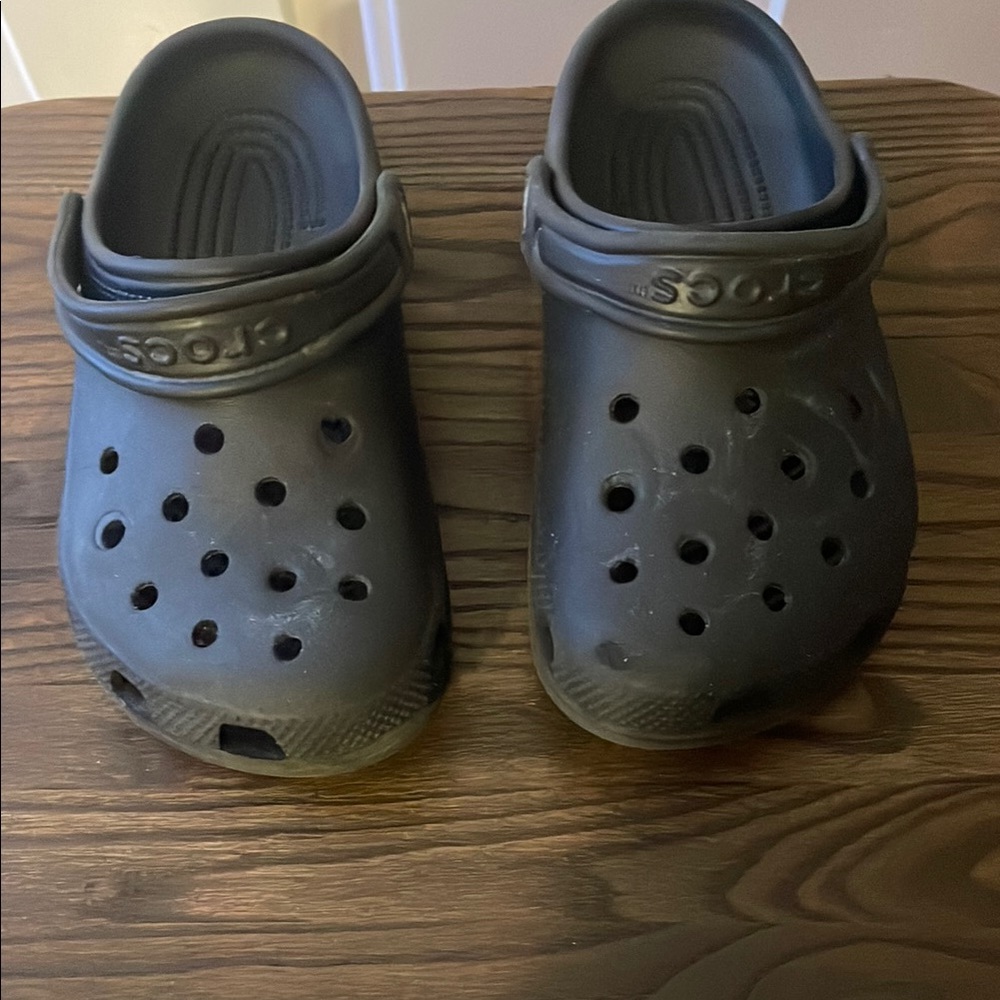 CROCS Black Sandals Comfortable Flip Flops